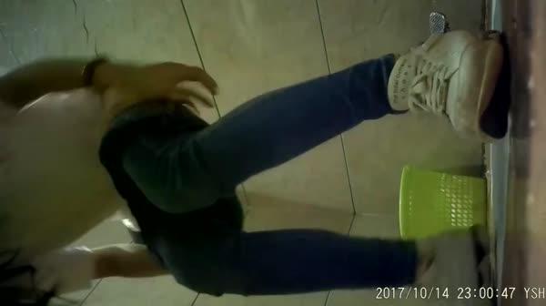 厕所偷拍-云上会所酒吧合集60